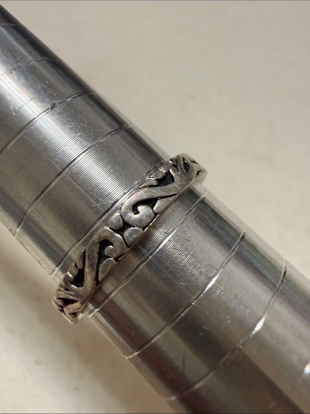 Sterling Silver 925 Carved Scroll Band Ring size 7.5